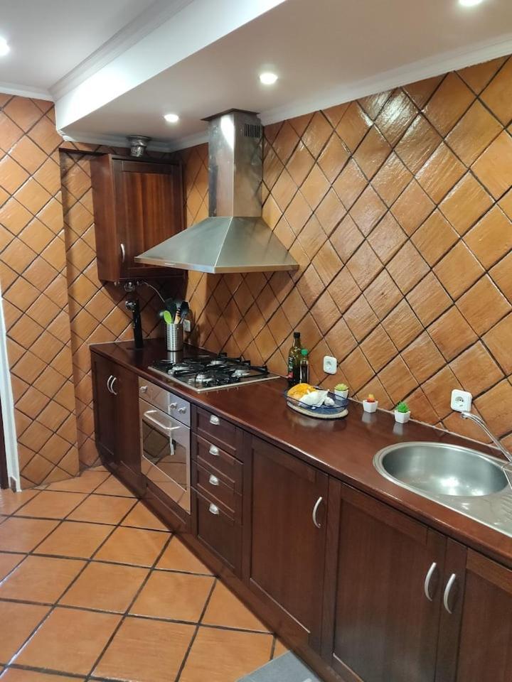 塞辛布拉Guestready - Charming Accents Near The Beach公寓 外观 照片