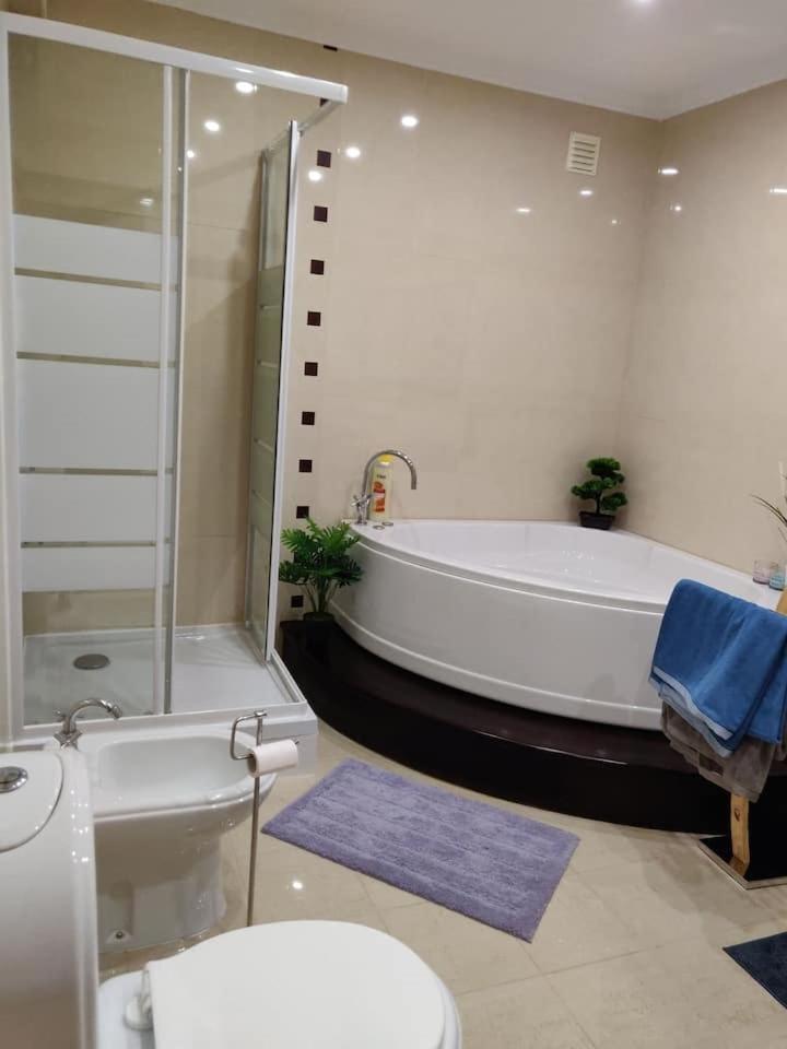 塞辛布拉Guestready - Charming Accents Near The Beach公寓 外观 照片